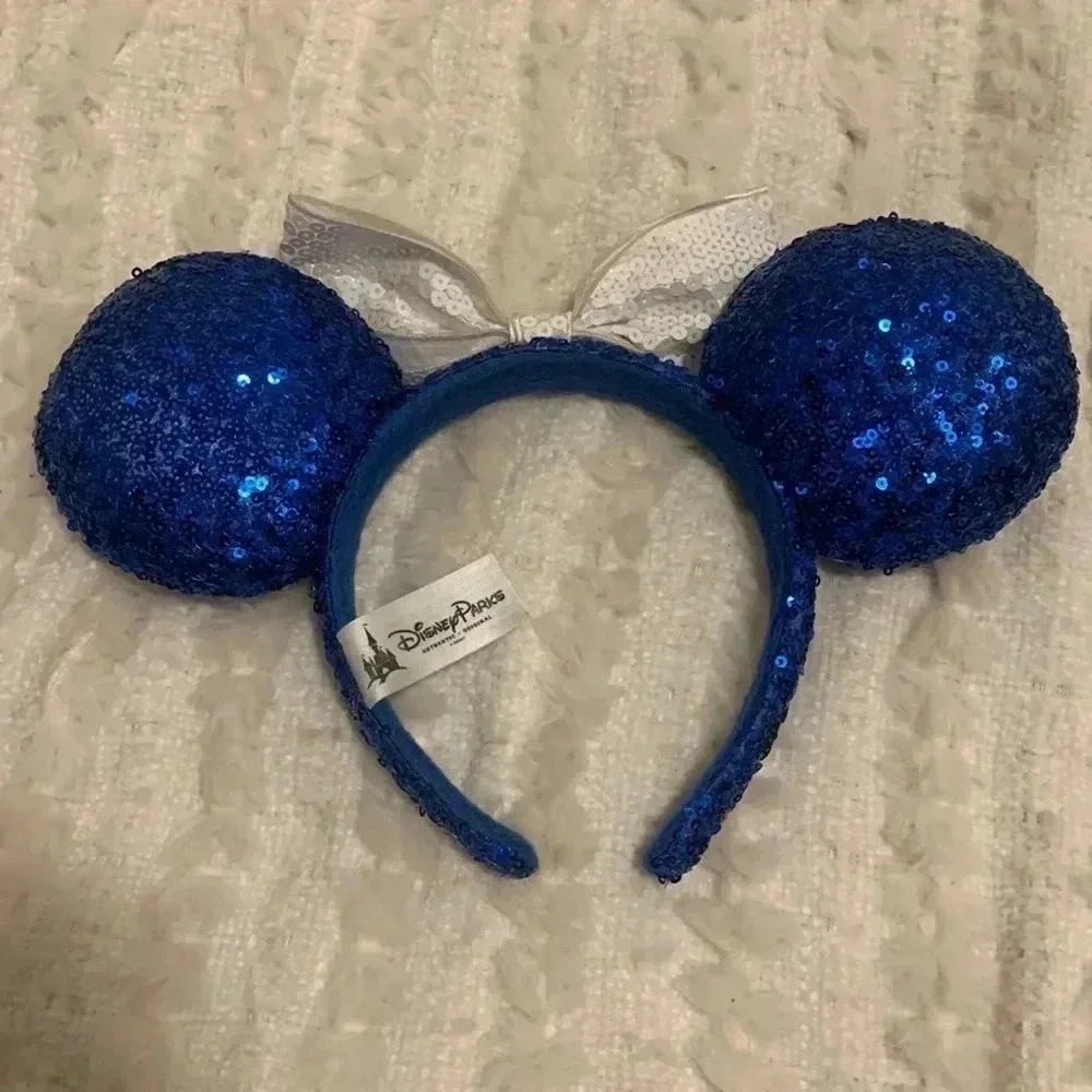 Disney parks blue and white stars miniie
